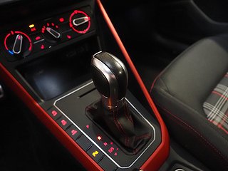 Halvkombi Volkswagen Polo 21 av 21
