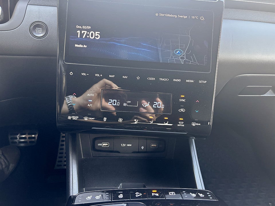 Bild på Hyundai Tucson N-Line PHEV 265hk Aut 4WD ELSTOL B-KAMERA NAVI