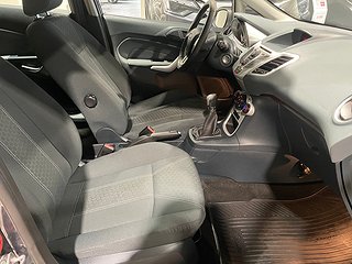 Halvkombi Ford Fiesta 9 av 22