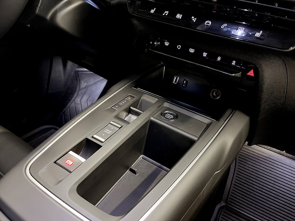 Bild på Citroën C5 Aircross Shine 1.2 PT 130hk Aut - B-KAMERA,ELSTOL,CARPLAY