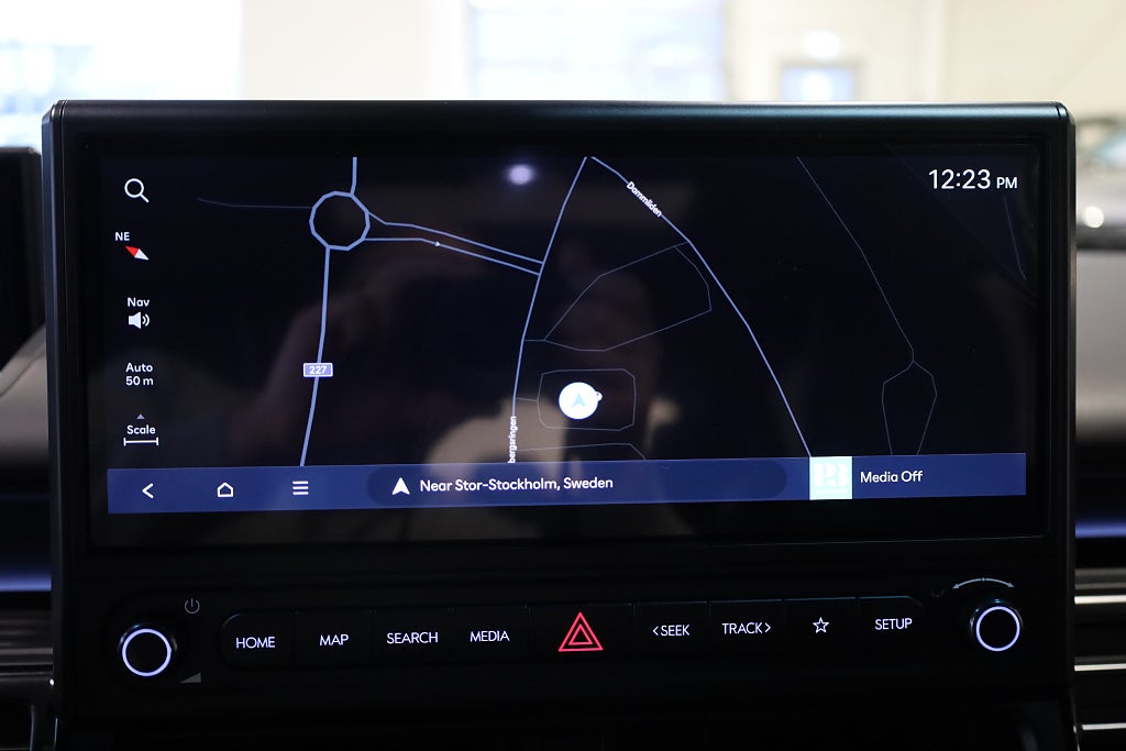 Hyundai Staria Calligraphy 7-sits 84kWh 430km räckvidd WLTP 2027