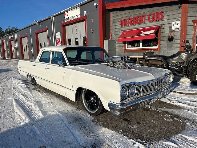 Chevrolet Biscayne 4-dörrars Sedan 3.8