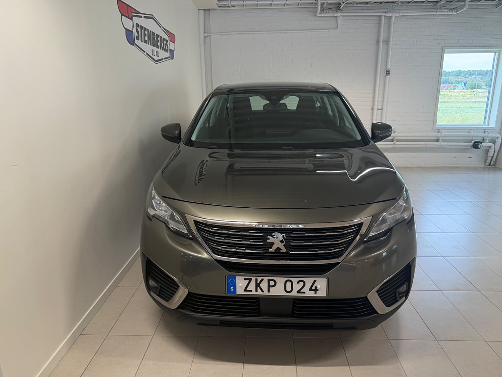 Peugeot 5008 7Sits 1.2 PT Active 130 SoV Hjul Presentkort ICA Maxi thumbnail