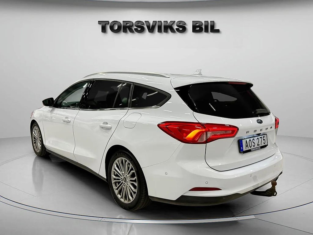 Ford Focus Kombi 1.5 Automat Titanium Vinterhjul  - miniatyr 4