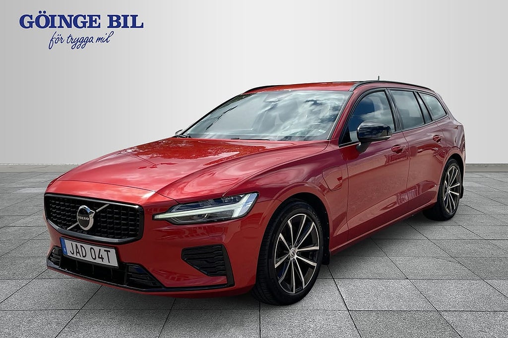 Volvo V60 Recharge T6 Plus Dark Drag/ H&K/ Akustikrutor/...