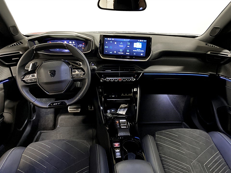 Bild på Peugeot 2008 GT 1.2 PT 130hk Aut B-KAMERA CARPLAY