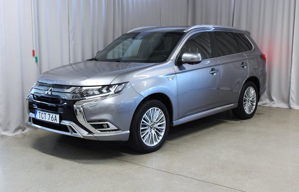 Mitsubishi Outlander PHEV 4WD Business, Drag, 360kam, S&V-hjul