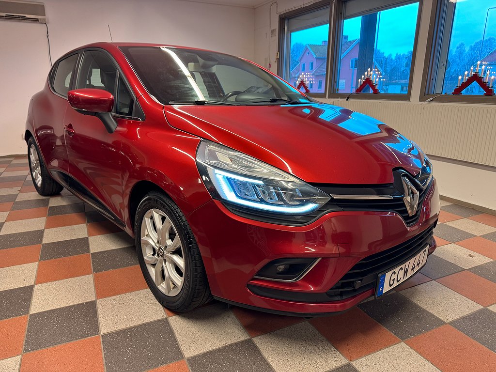 Renault Clio 0.9 TCe Intens Euro 6/8900 mil/Navi