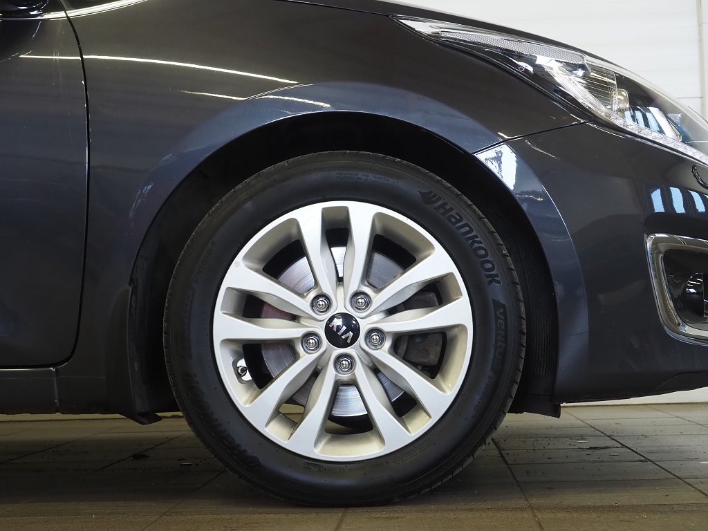 Kia Ceed 1.6 GDI 135hk P-Sensorer