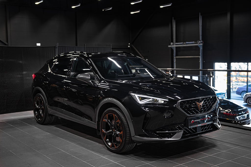 Cupra Formentor VZ 2.0 TSI 4Drive 310hk DCC|360°|19"Black/Copper|Läder