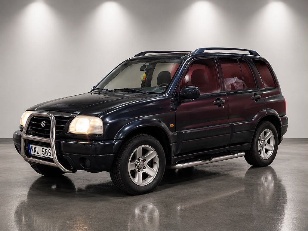 Suzuki Grand Vitara 2.5 V6 4WD/ Nybes/ fräsch 