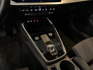 Audi A3 40 TFSI e S Tronic S&Vhjul/Kamera/Carplay/AdaptivF/MOMS – bild 18