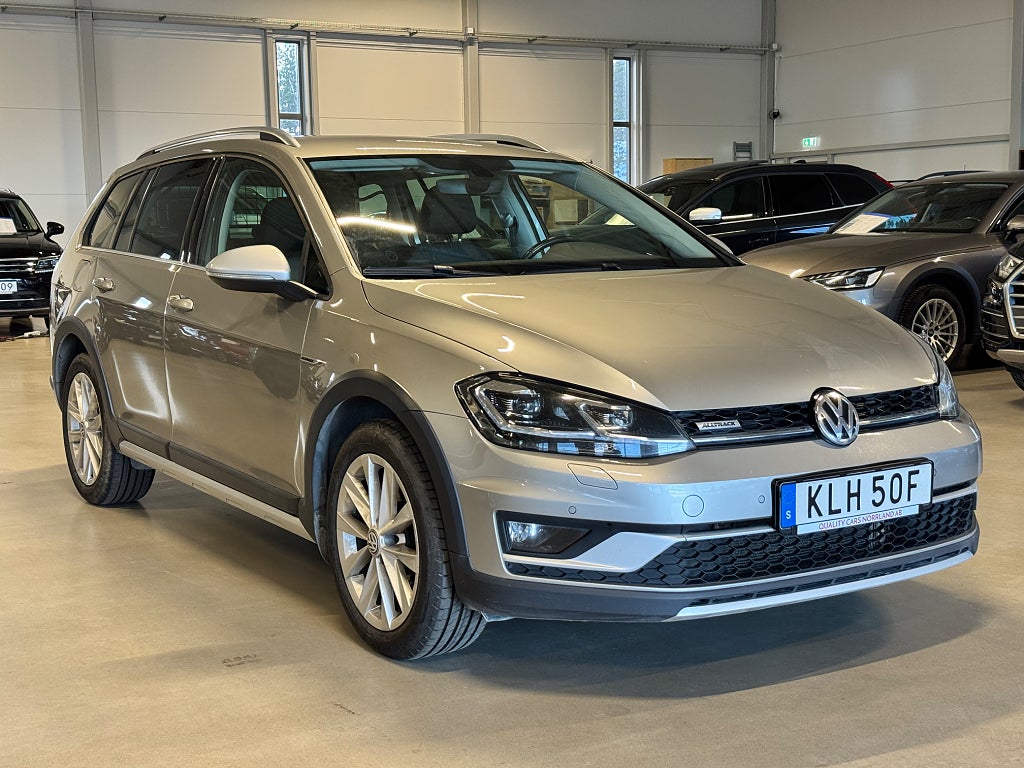 Volkswagen Golf Alltrack 2.0 TDI ALLTRACK AUT DRAG VÄRMARE S&V-HJUL DUBB KAMERA