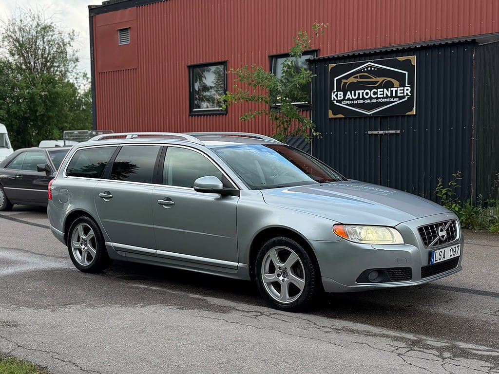 Volvo V70 D5 Geartronic Summum Euro 5 DRAG 2 ägare 