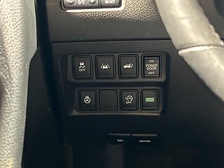 SUV Nissan X-Trail 13 av 17