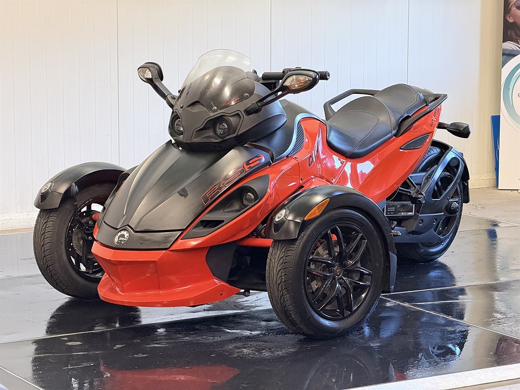 Can-Am Spyder RS 1.0 V2 4x4 Sekventiell 101hk 1840 mil