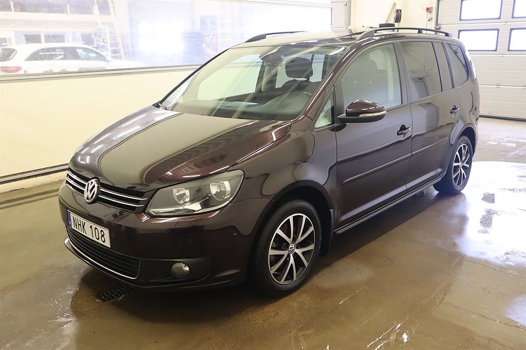 Volkswagen Touran 1.6 TDI Masters DSG 7 SITS PANO DRAG KAMREM BYTT VHJUL