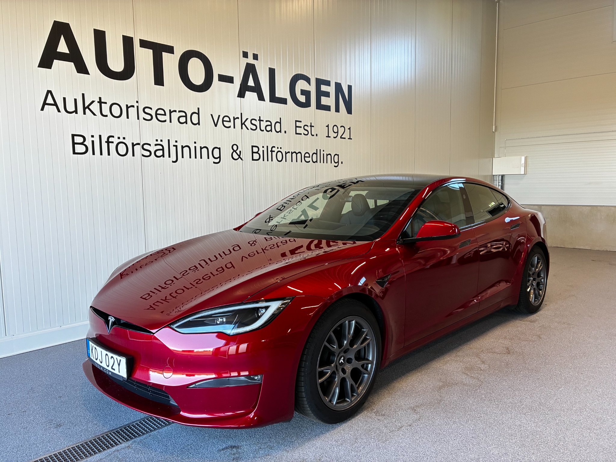 Tesla Model S Long Range 2023, photo 2/10