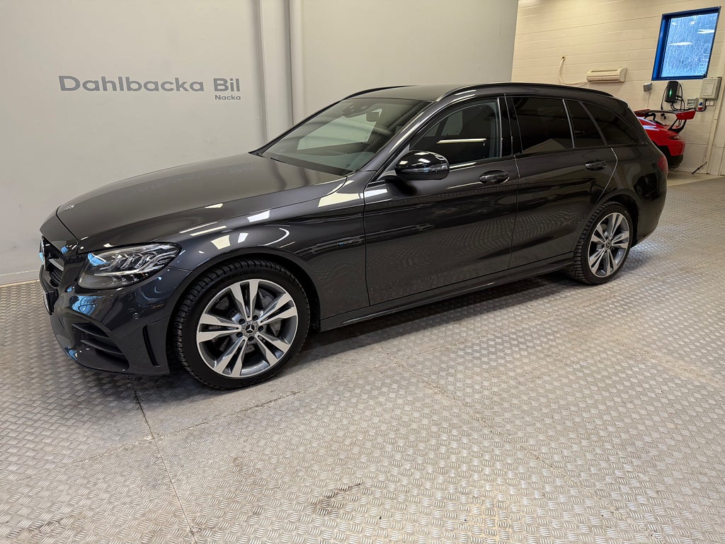 Mercedes-Benz C 300 T de 9G-Tronic AMG Night Edition 