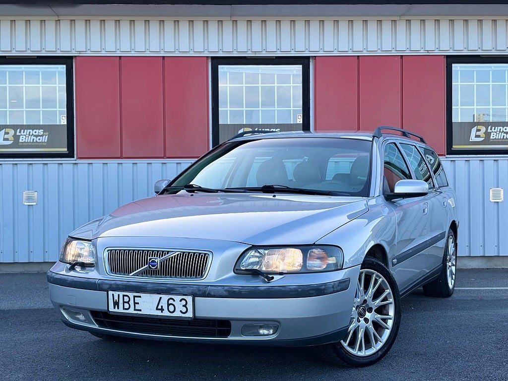 Volvo V70 2.4 Business Euro 4/ Dragkrok/ 4 Brukare