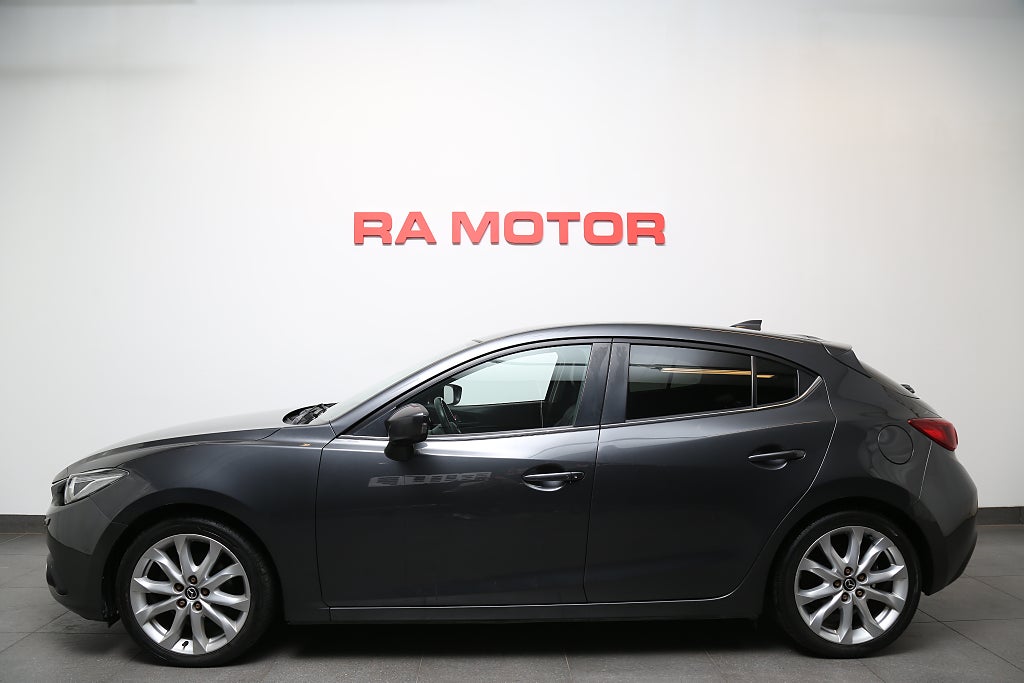 Mazda 3 2,0 SKYACTIV-G 165hk Head up Skinn BOSE Motorv Drag 2016
