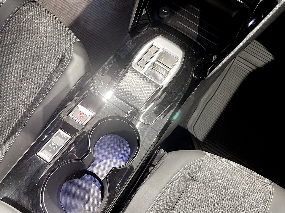 Bild på Peugeot 2008 Allure 1.2 PT 130hk Aut B-KAMERA CARPLAY