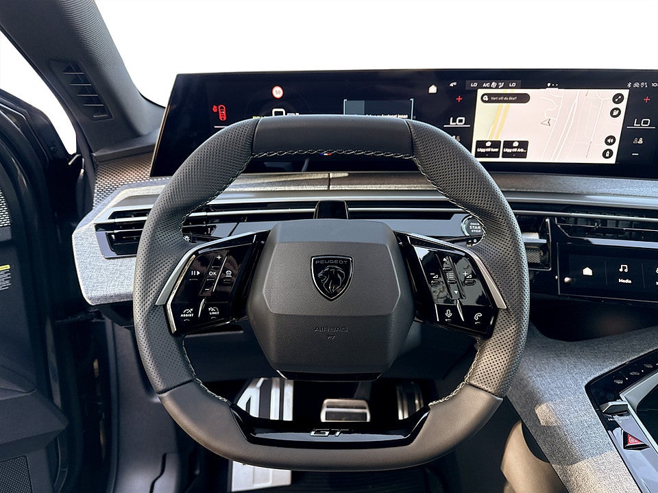 Bild på Peugeot e-5008 GT Long Range - DEMO