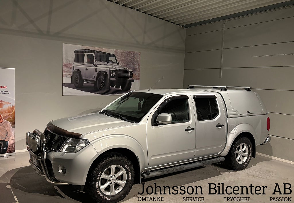 Nissan Navara Dubbelhytt 2.5 dCi 4x4 Halvskinn Ljusramp Drag 190hk