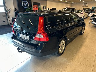 Volvo V70 2.4D Kinetic Drag/MoK-värm/SoV-Däck/Skinn