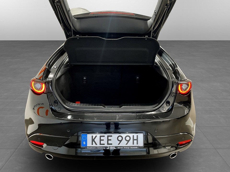 Bild på Mazda 3 Hatchback Sky 2.0 150hk Aut - B-KAMERA, CARPLAY