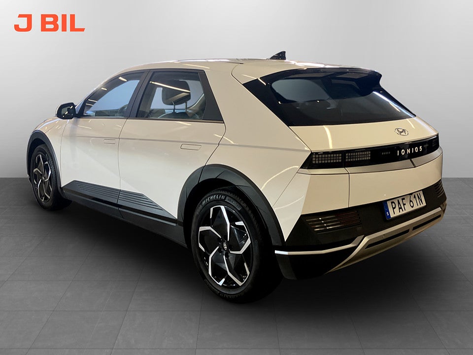 Bild på Hyundai IONIQ 5 Essential 77kWh 228hk Aut B-KAMERA CARPLAY