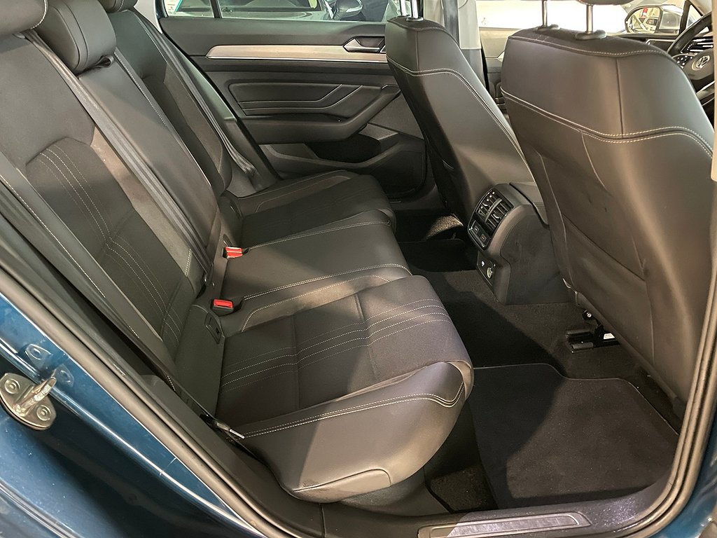Volkswagen Passat Alltrack | 4WD | Värmare | Drag | Navi 2020