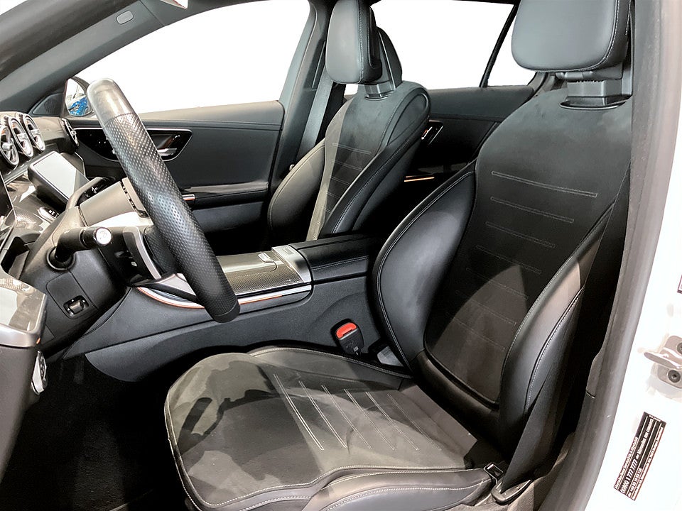 Bild på Mercedes-Benz C300 T AMG-Line 4MATIC 258hk Aut B-KAMERA NAVI