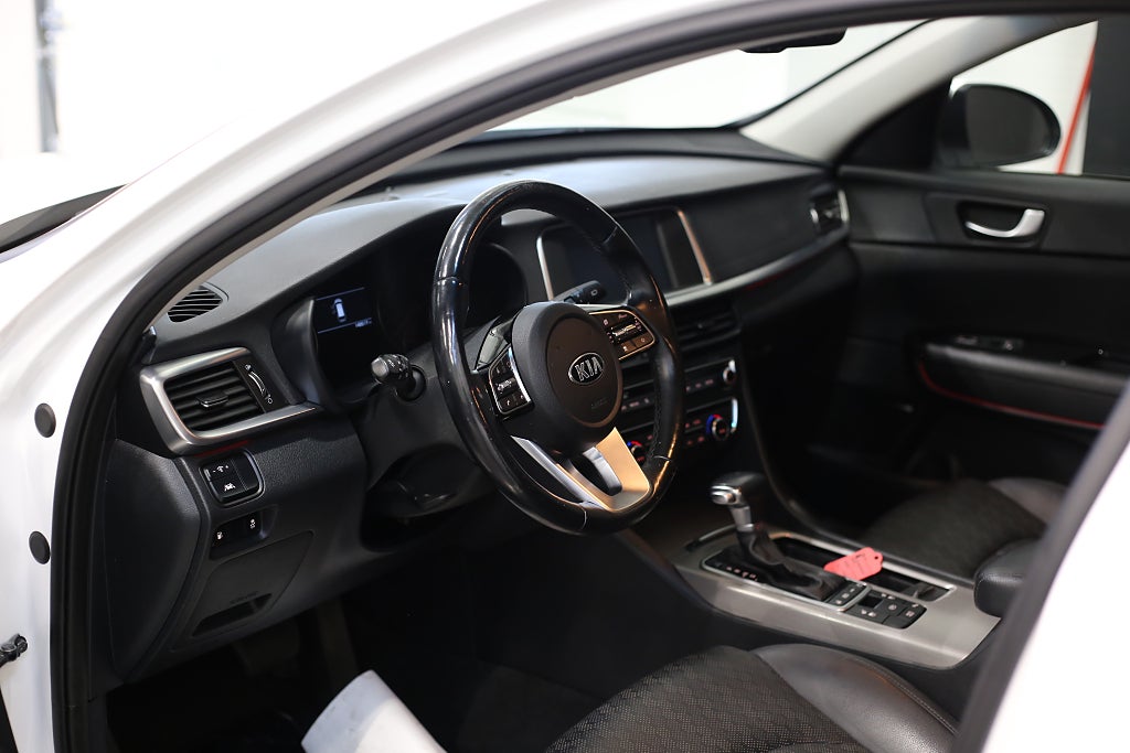 Kia Optima SW Advance Plug-in *3,99%* Hybrid Kamera Drag Sv-Såld