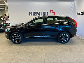 Volvo XC60 D4 AWD Classic Summum Pano/Drag/Skinn/Dvärm/SoV