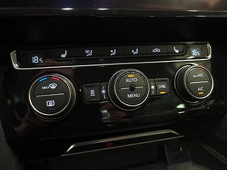 Kombi Volkswagen Passat 19 av 22