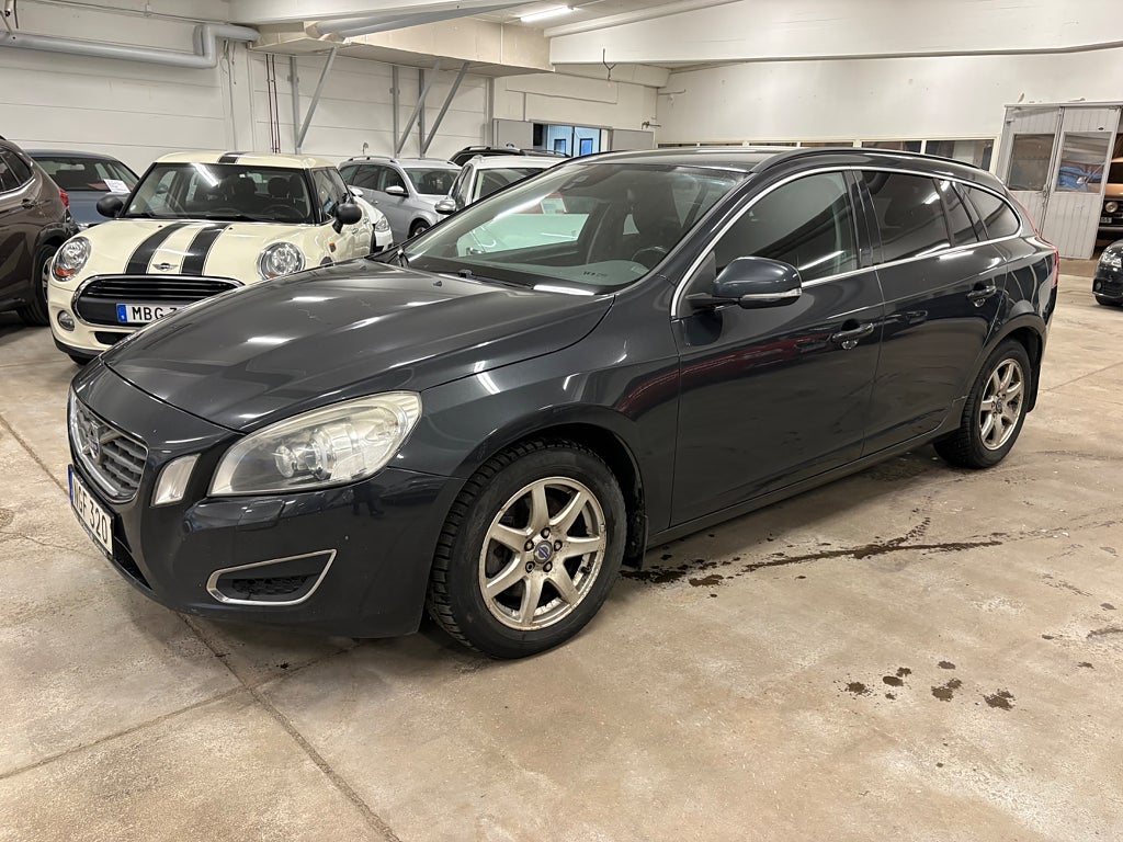 Volvo V60 D4 Geartronic Momentum Euro 5 (2ägars bil)