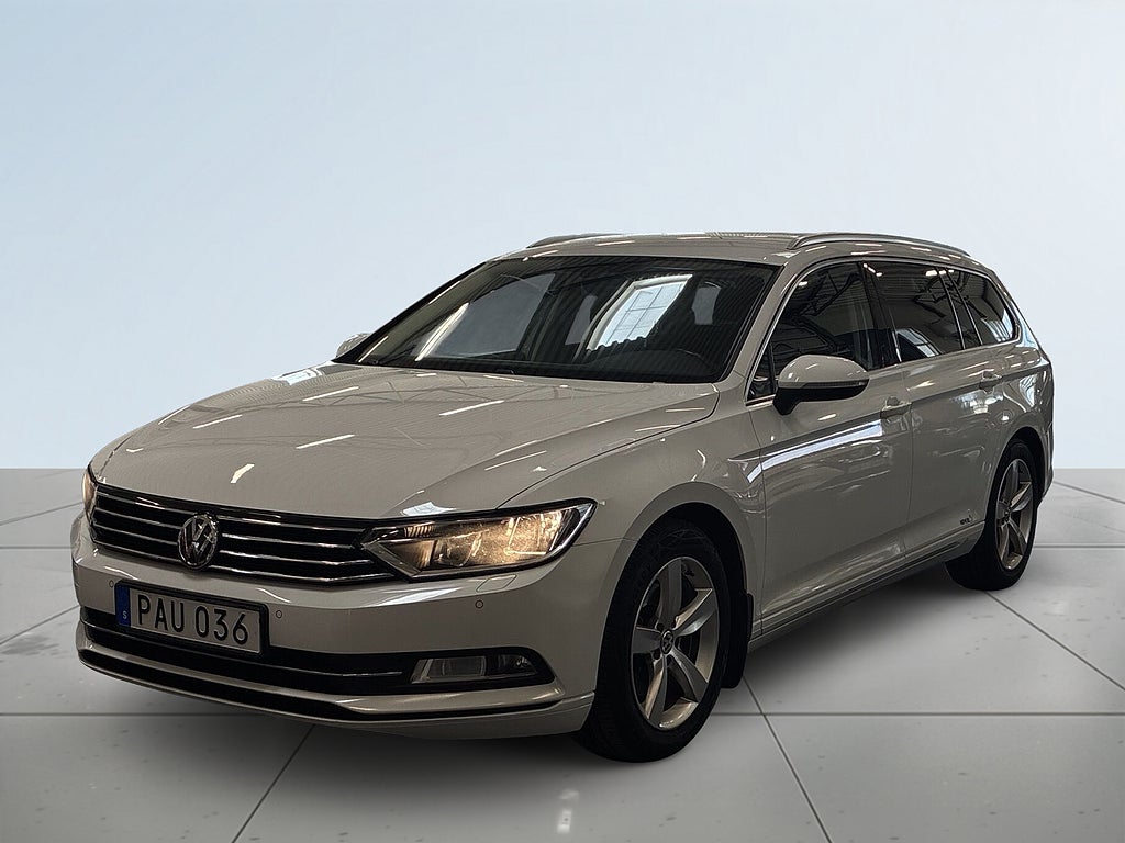 Volkswagen Passat Sportscombi 1.4 TSI automat/backkamera/bränslevärmare
