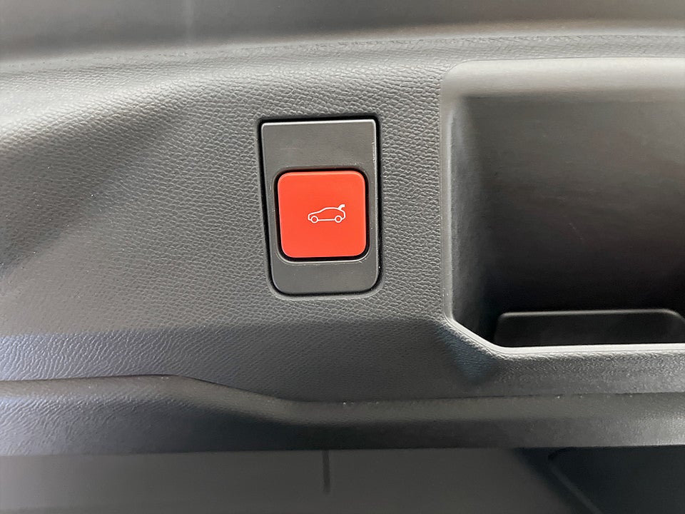 Bild på Peugeot 5008 GT Hybrid 145hk Aut 7-SITS B-KAMERA CARPLAY