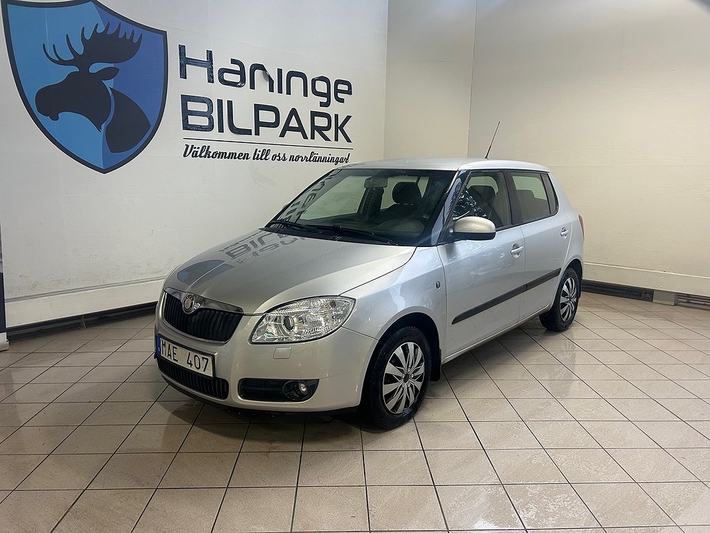 Skoda Fabia 1,2 SUPERDEAL Fr 746kr/MoK-VÄRMARE/DRAGKROK/NY SERV