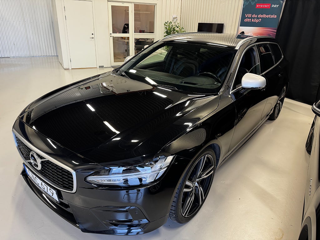 Volvo V90 T4 Geartronic R-Design Navi Head up Keyless kamera