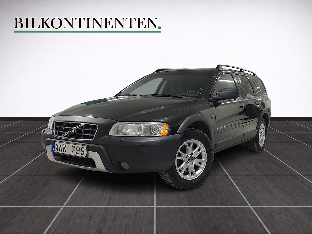 Volvo XC70 2.5T 210hk AWD **SÅLD** Automat Motorvärmare Navi Drag