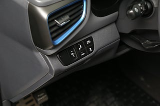 Halvkombi Hyundai IONIQ 12 av 27