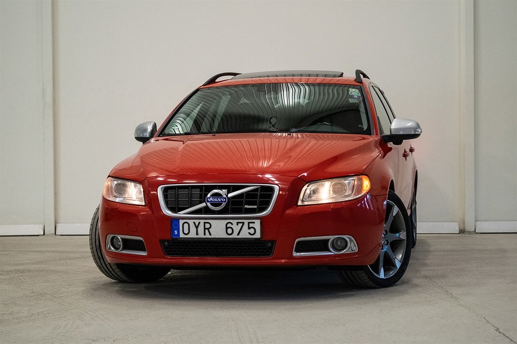 Volvo V70 D5 R-design Taklucka Skinn BLIS *SE SKICK* 205hk