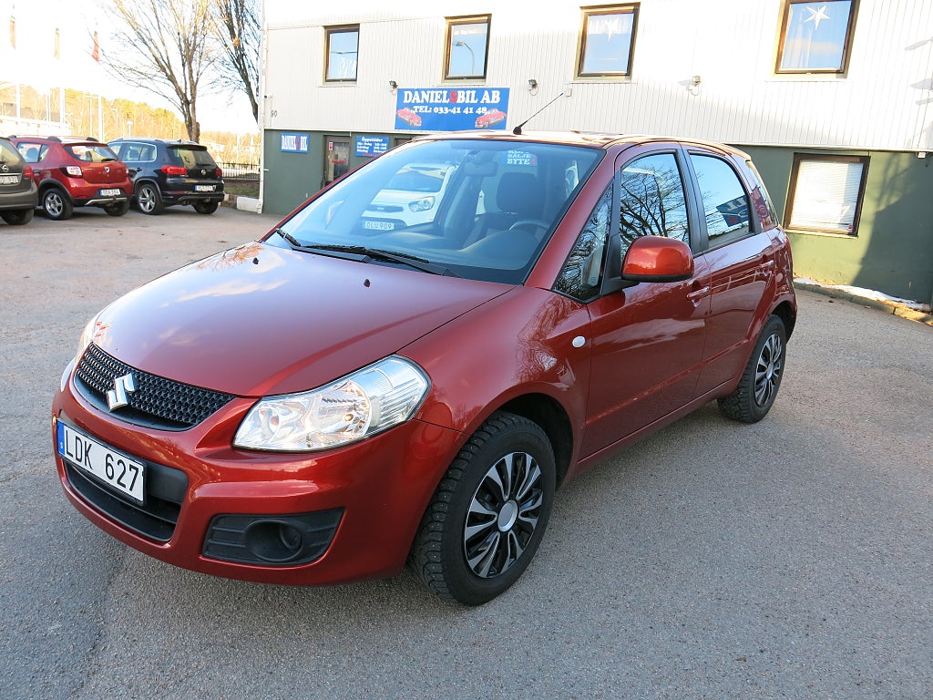 Suzuki SX4 1.6 DOHC 16V VVT Manuell 120HK NYBESIKTAD
