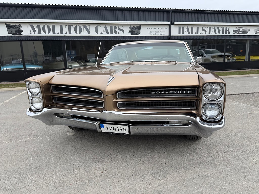 Pontiac Bonneville 2-dörrars Hardtop 6.4 V8
