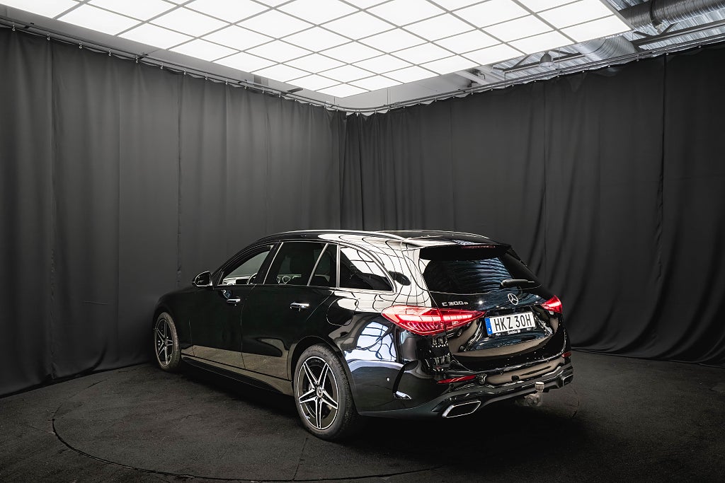 Mercedes-Benz C 300 T e AMG NIGHT DRAG 360° ELSTOLAR MINNE MOMS
