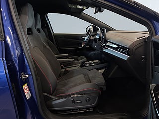 Volkswagen ID.5 GTX S&V-hjul/Dragkrok/360/Pvärm/Ambient/Massage/MOMS – bild 10