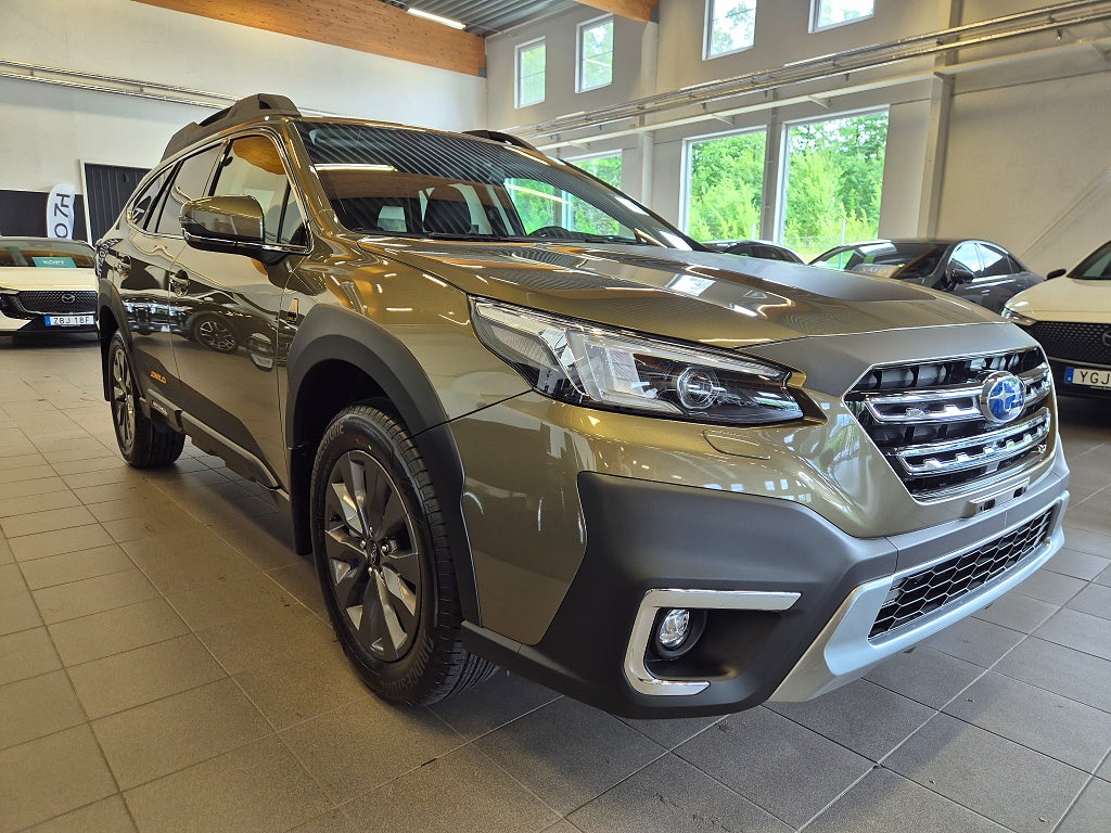 Subaru Outback 2.5 4WD XFuel / 4Wild Adventure / CVT Automat