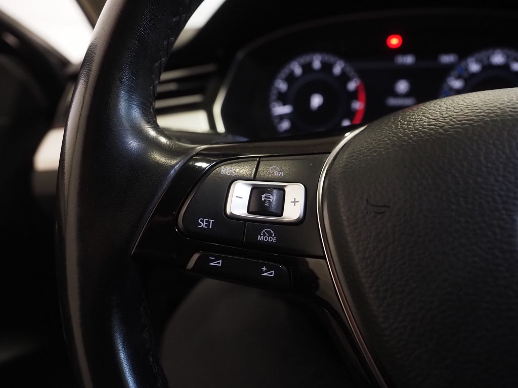 Volkswagen Passat SC TSI 150hk DSG |Cockpit|Drag|Backkamera| 2018